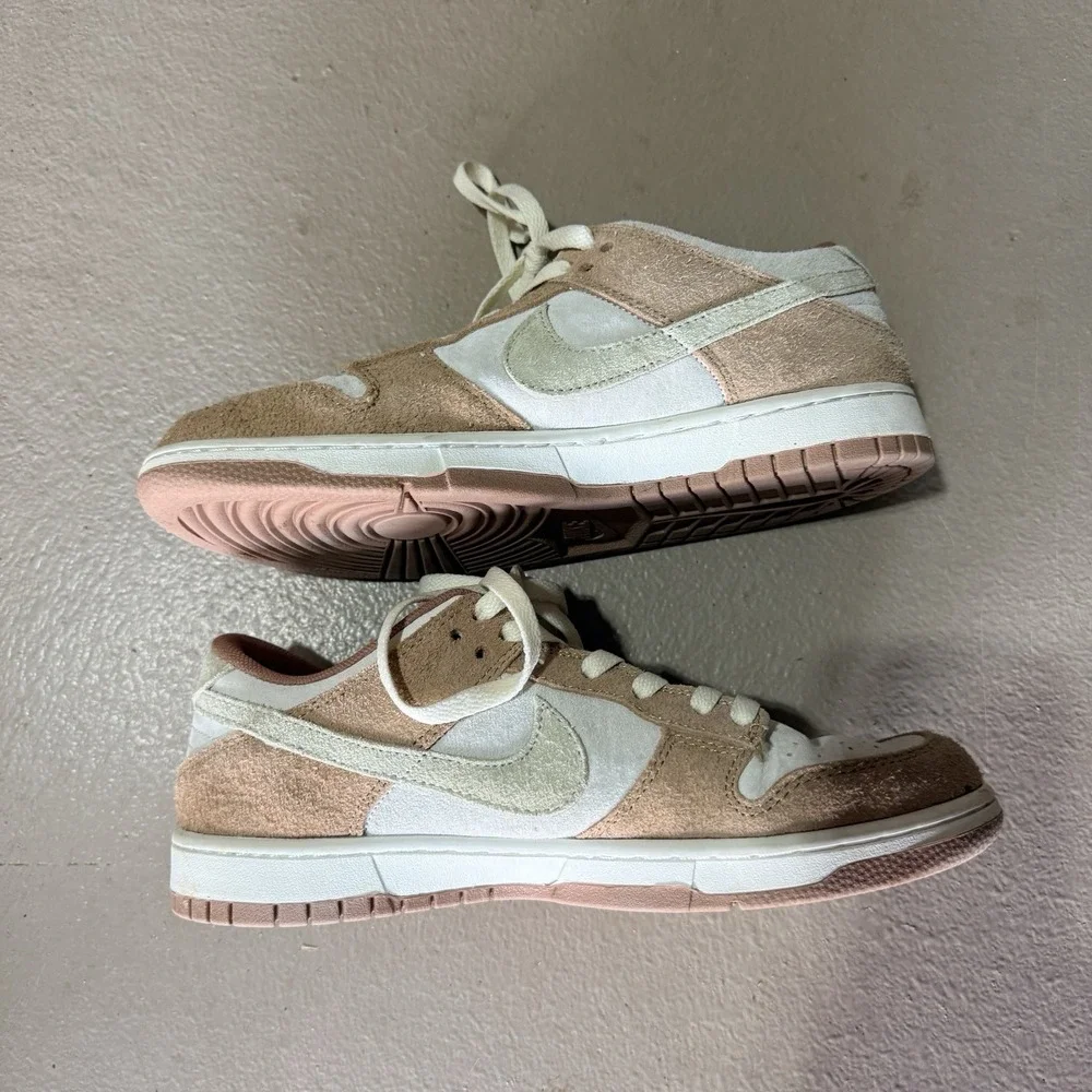 Nike product pair
